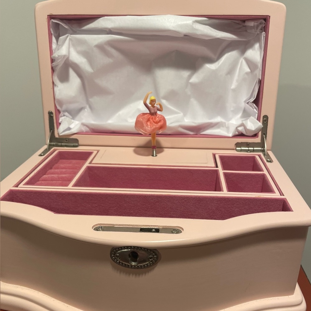 Pottery Barn Kids Pink Jewelry Organizer with Ballerina with key